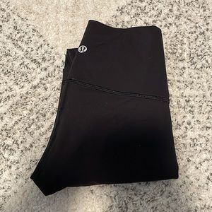LULULEMON SIZE 2 Black leggings